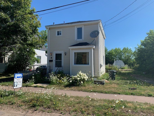 FEATURED LISTING: 8 Lusby Street Amherst