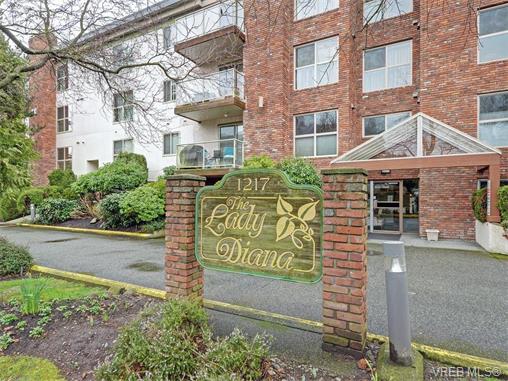 Main Photo: 203 1217 Pandora Avenue in VICTORIA: Vi Downtown Condo Apartment for sale (Victoria) : MLS(r) # 375257