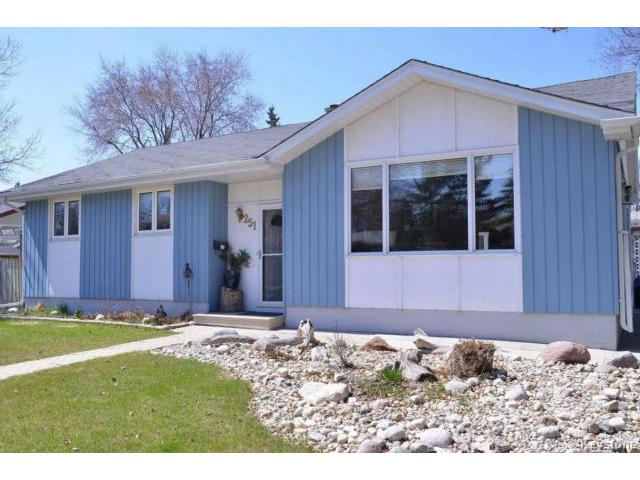 FEATURED LISTING: 251 Dussault Avenue WINNIPEG