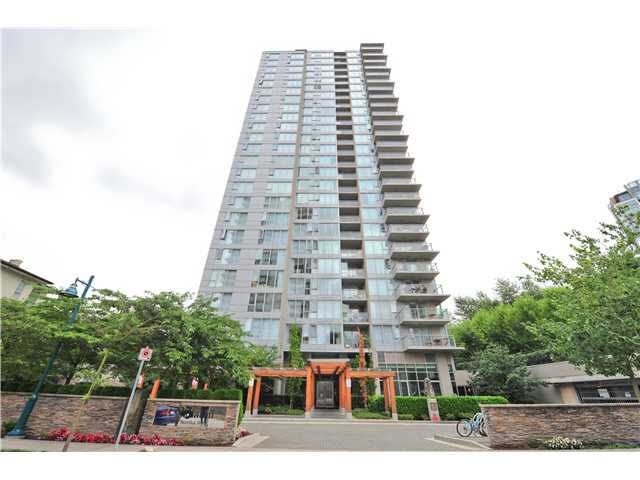 Main Photo: 907 660 NOOTKA WAY in Port Moody: Port Moody Centre Condo for sale : MLS®# R2230914