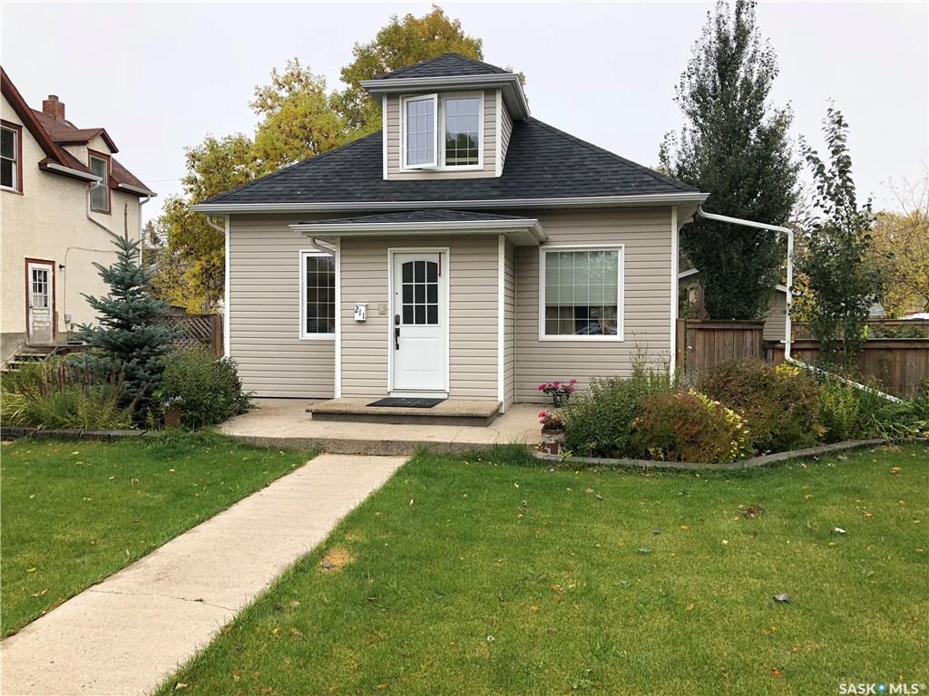 FEATURED LISTING: 211 5th Avenue Northwest Swift Current