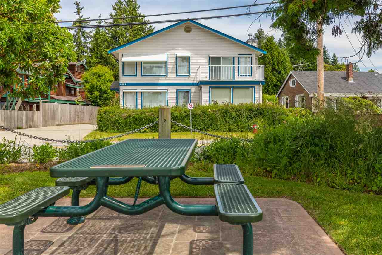 Main Photo: 4664 SUNSHINE COAST HIGHWAY in Sechelt: Sechelt District House for sale (Sunshine Coast) : MLS® # R2177985