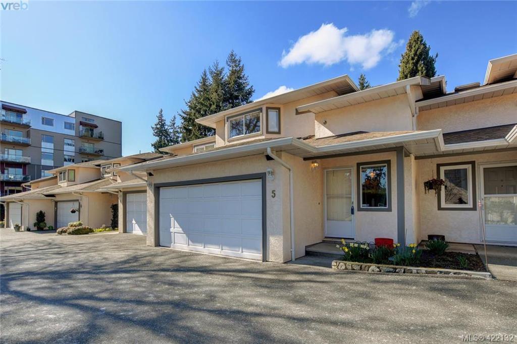 FEATURED LISTING: 5 2775 Grainger Road VICTORIA