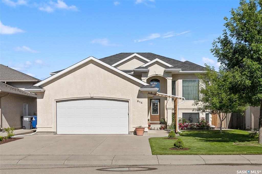 FEATURED LISTING: 614 Carr Crescent Saskatoon
