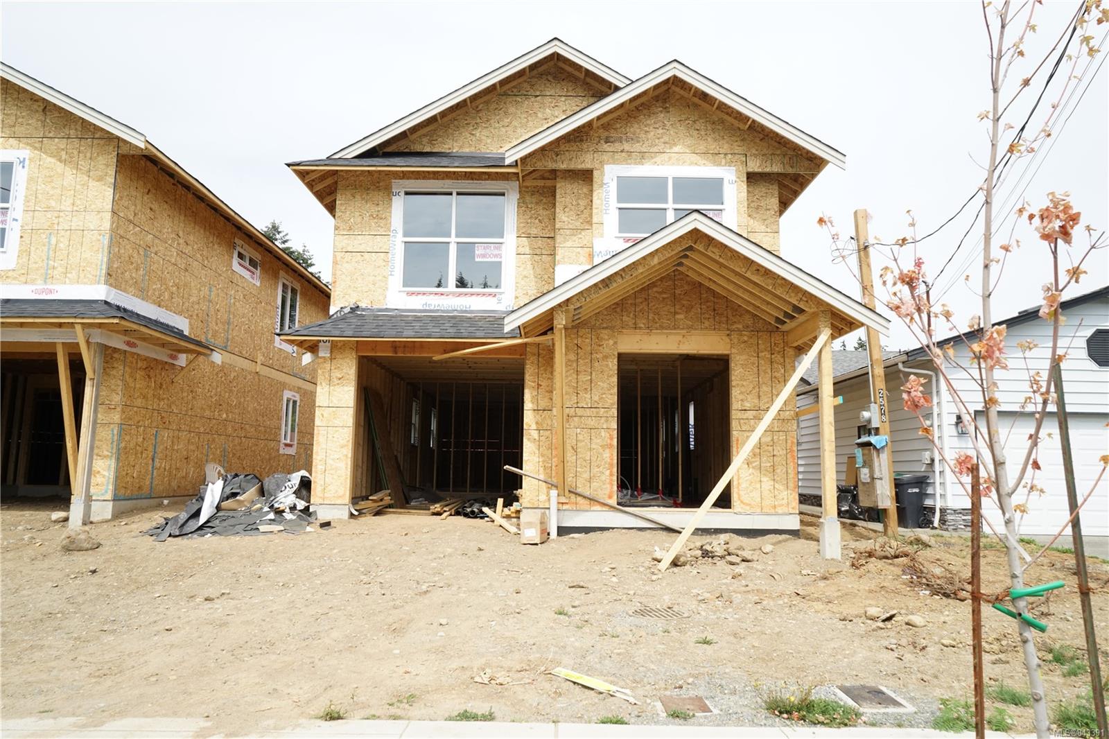 FEATURED LISTING: 2580 Rosstown Rd NANAIMO