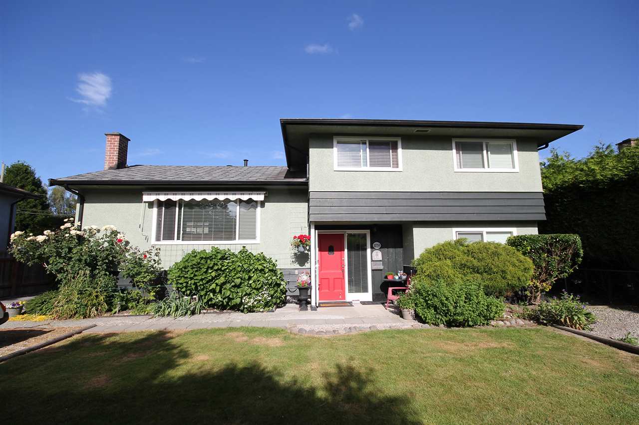 Main Photo: 10759 DENNIS CRESCENT in Richmond: McNair House for sale : MLS®# R2182114