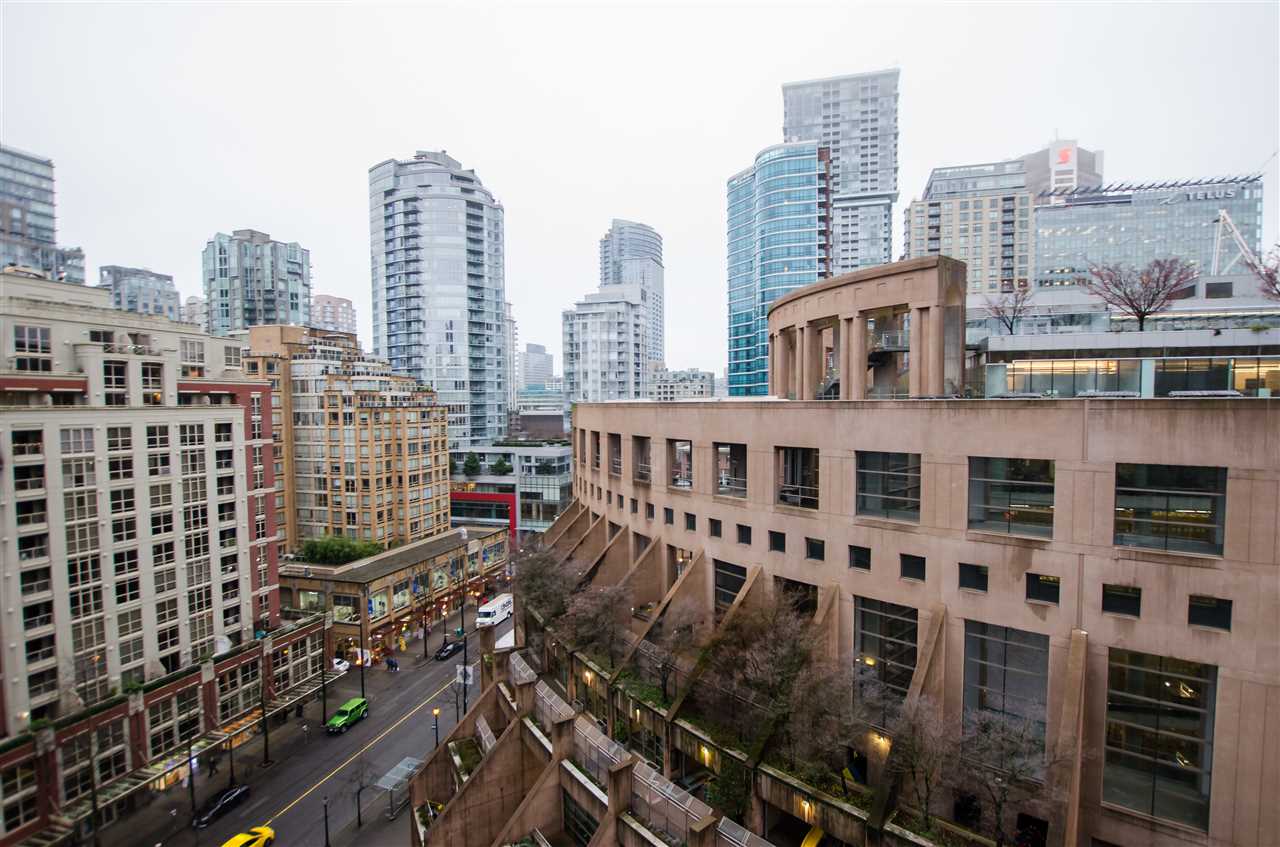 FEATURED LISTING: 1608 788 HAMILTON Street Vancouver