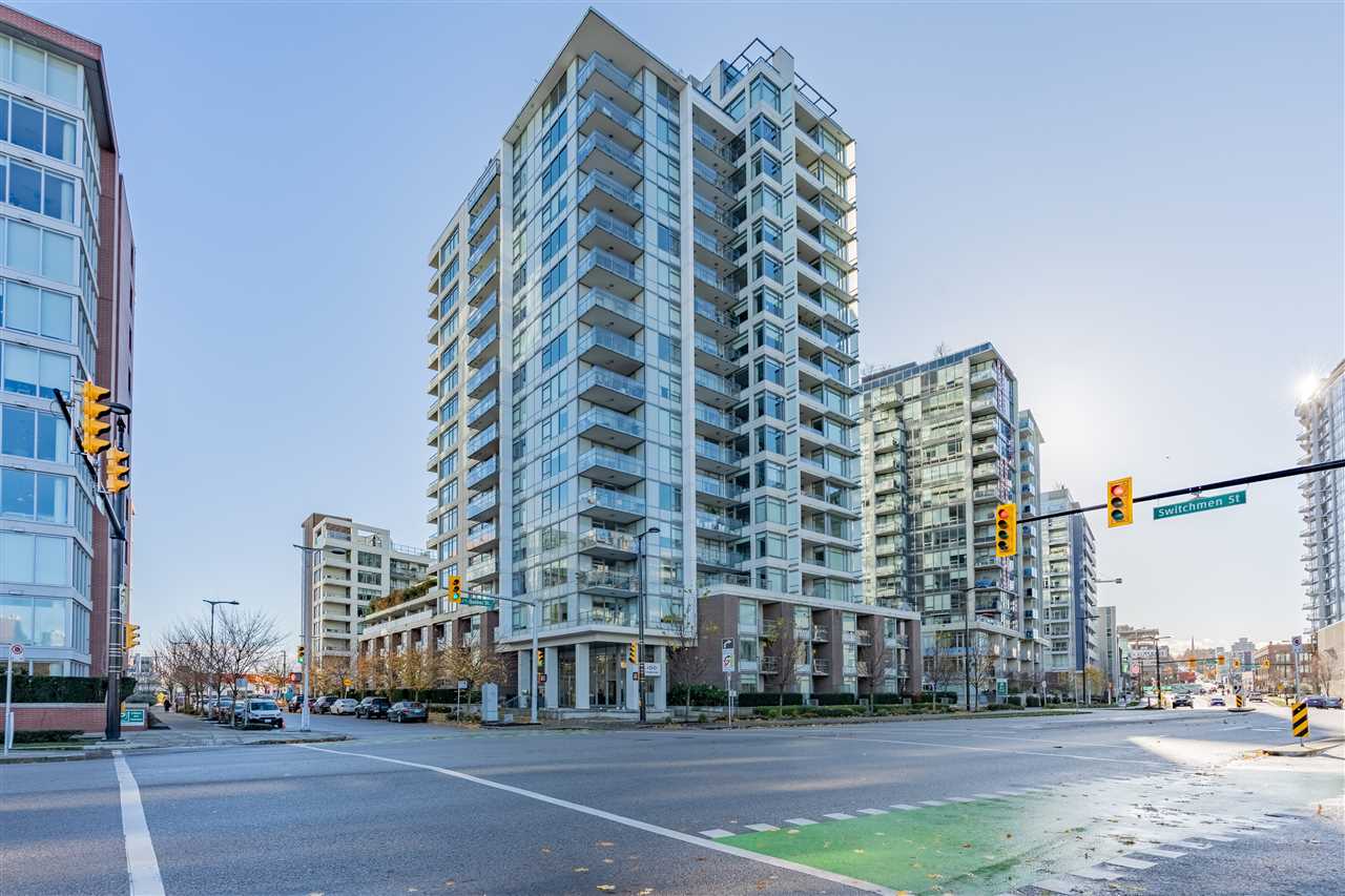 FEATURED LISTING: 706 - 110 SWITCHMEN Street Vancouver
