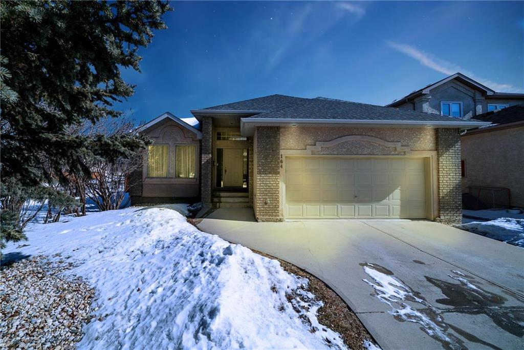 FEATURED LISTING: 164 Huntingdale Road Winnipeg