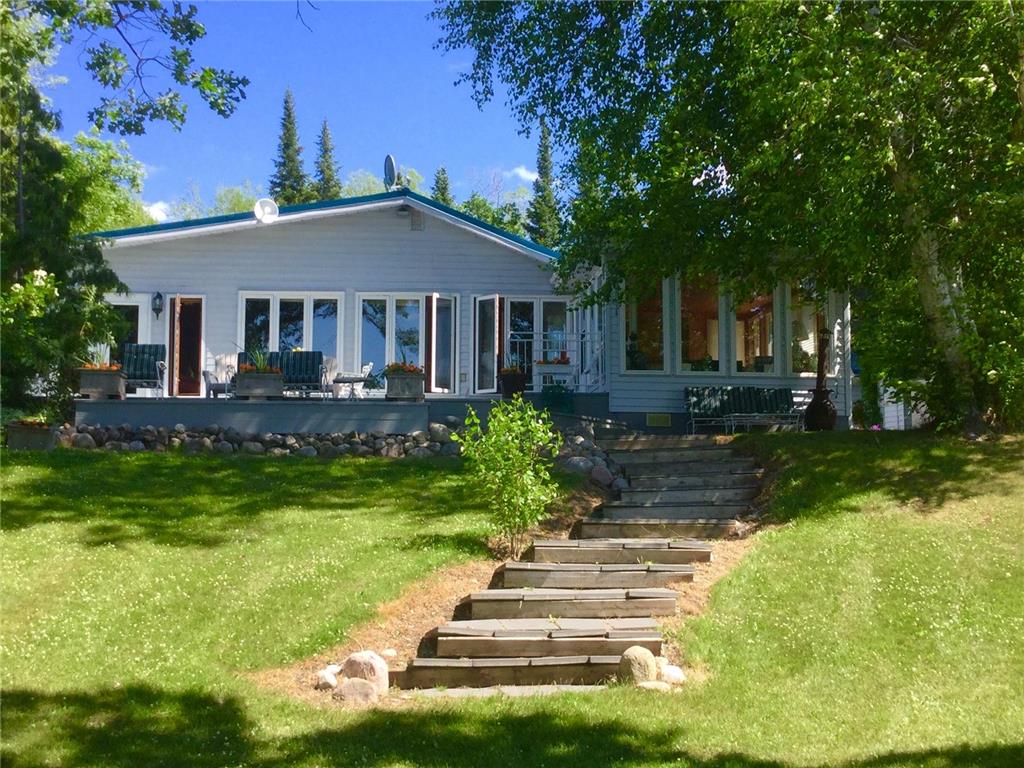 FEATURED LISTING: 18 Dobals Road North Lac Du Bonnet