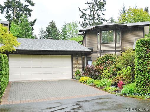 Main Photo: 32 1255 Wain Road in NORTH SAANICH: NS Sandown Townhouse for sale (North Saanich) : MLS®# 308521