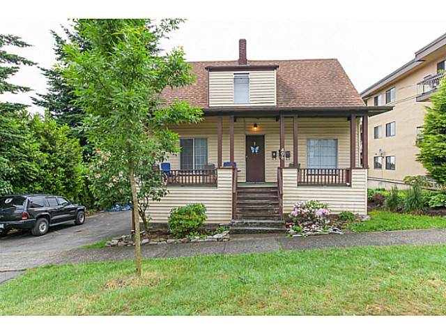 Main Photo: 406 ELEVENTH ST in New Westminster: Uptown NW House for sale : MLS®# V1125033