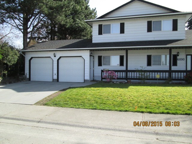 Main Photo: 6090 PALOMINO CR in Surrey: Cloverdale BC House for sale (Cloverdale) : MLS®# F1437887