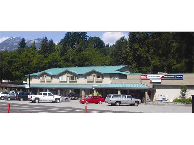Main Photo: 38201 38229 WESTWAY Avenue in Squamish: Valleycliffe Commercial for sale : MLS(r) # V4040963