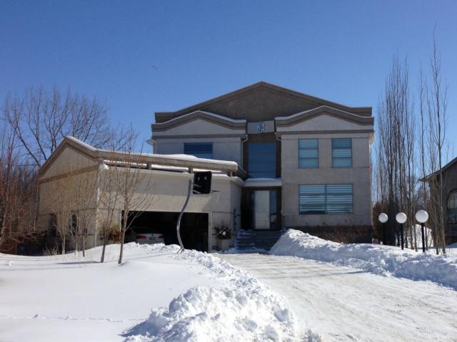 Main Photo: 82 Riverhaven Grove in WINNIPEG: St Vital Residential for sale (South East Winnipeg) : MLS®# 1303781