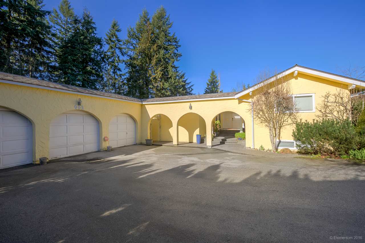 Main Photo: 992 KINSAC STREET in Coquitlam: Coquitlam West House for sale : MLS®# R2032889