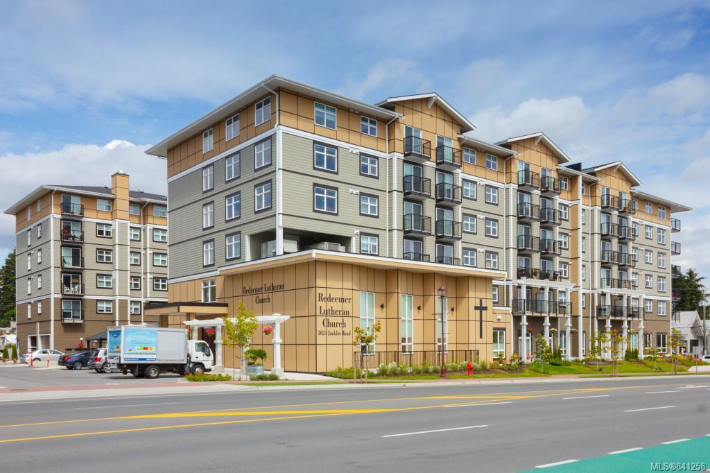 FEATURED LISTING: 306 - 917 Avrill Rd Langford