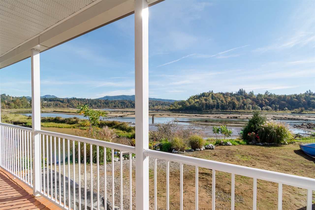 Main Photo: 43 9960 WILSON STREET in Mission: Mission BC Manufactured Home for sale : MLS®# R2005963