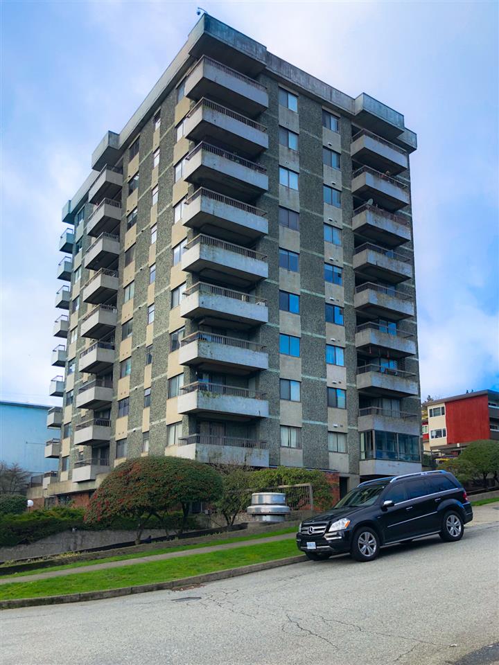 FEATURED LISTING: 204 - 47 AGNES Street New Westminster