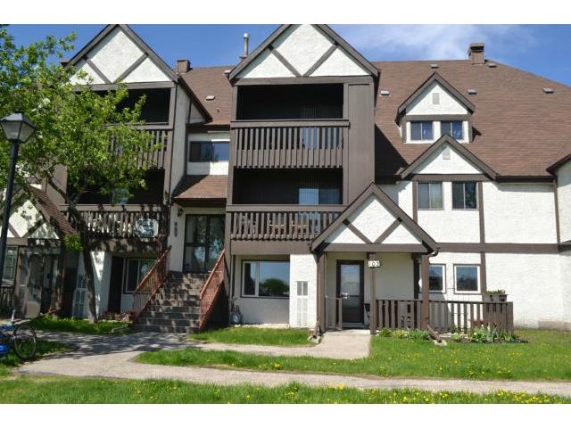 Main Photo: 123 Swindon Way in WINNIPEG: River Heights / Tuxedo / Linden Woods Condominium for sale (South Winnipeg) : MLS®# 1311306