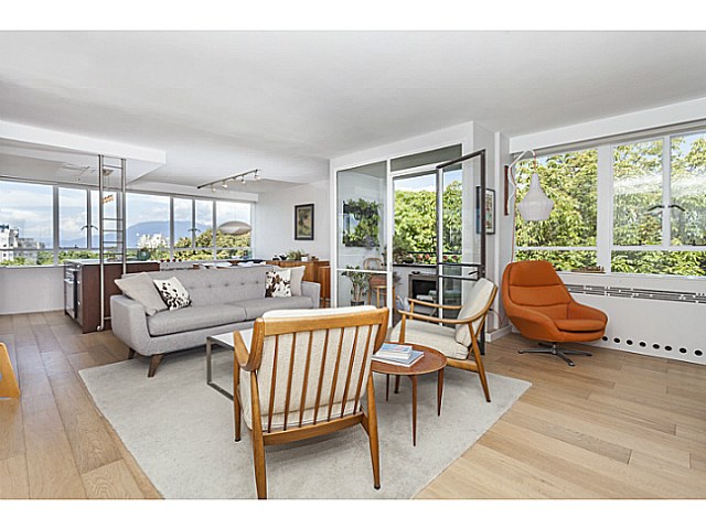 Main Photo: # 425 1445 MARPOLE AV in Vancouver: Fairview VW Condo for sale (Vancouver West) : MLS(r) # V1136425