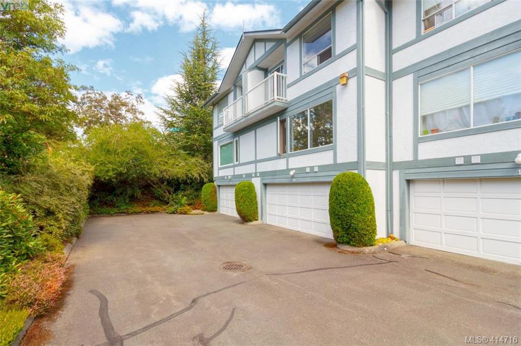 FEATURED LISTING: 20 3008 Quadra Street VICTORIA