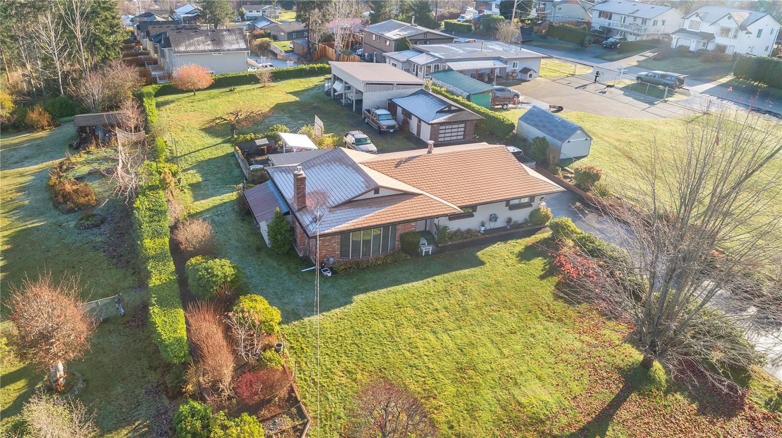 FEATURED LISTING: 951 Northmore Rd