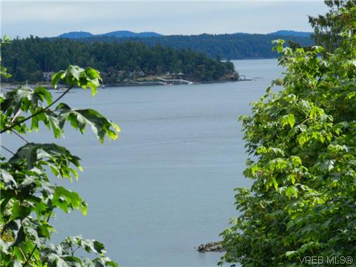 Main Photo: 1780 Lands End Road in NORTH SAANICH: NS Lands End Single Family Detached for sale (North Saanich) : MLS® # 312801