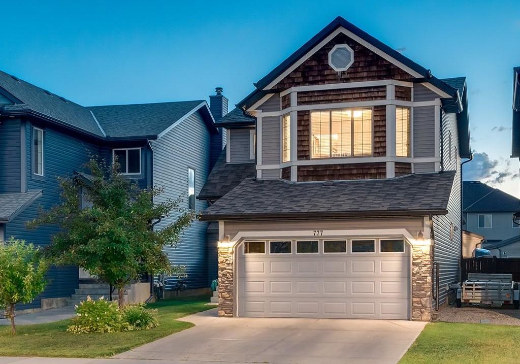 Main Photo: 777 AUBURN BAY BV SE in Calgary: Auburn Bay House : MLS®# C4195681