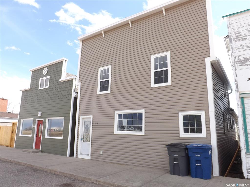 FEATURED LISTING: 413 Railway Avenue Gainsborough