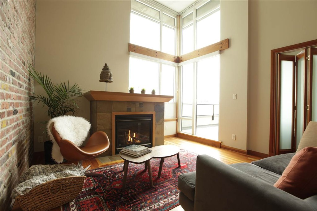 Main Photo: 701 10 Renaissance Square in New Westminster: Quay Condo for sale () : MLS®# R2055425