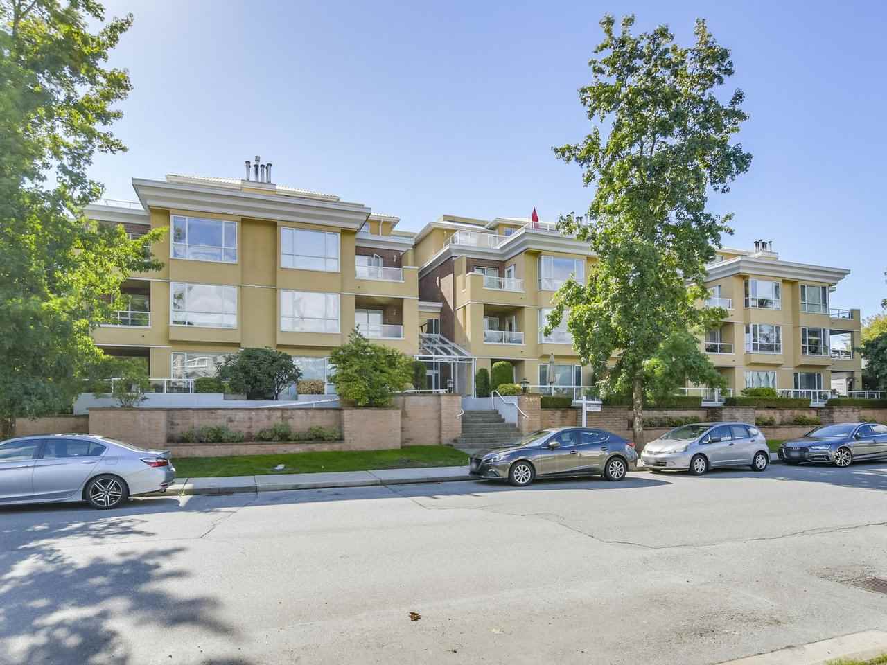 FEATURED LISTING: 301 - 2340 HAWTHORNE Avenue Port Coquitlam