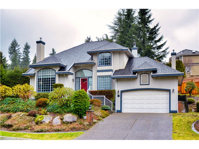 Main Photo: 2 LAUREL PL in Port Moody: Heritage Mountain House for sale : MLS®# V1104349