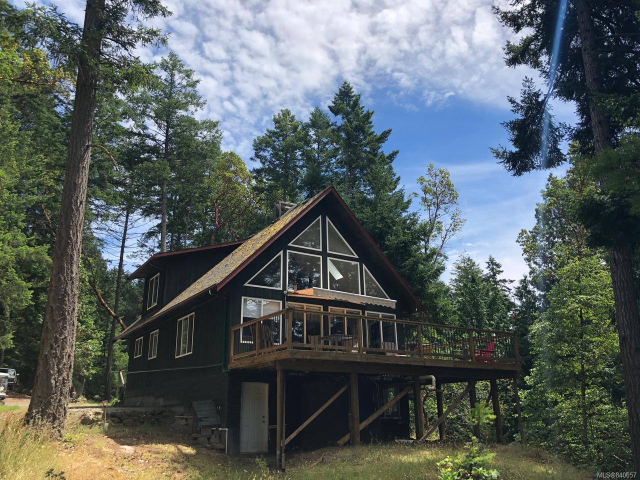 FEATURED LISTING: 257 Ling Cod Lane MUDGE ISLAND
