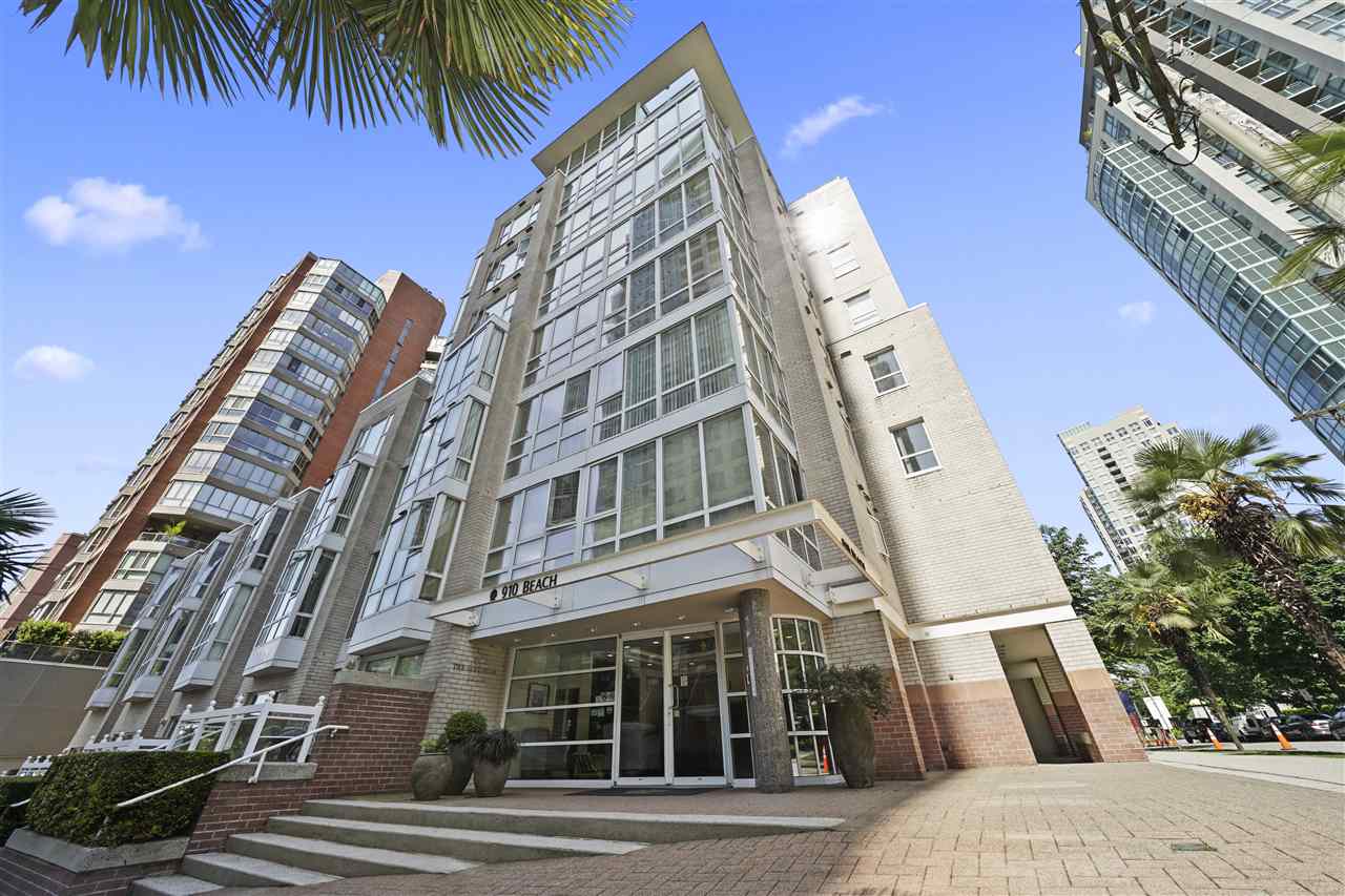 FEATURED LISTING: 305 - 910 BEACH Avenue Vancouver