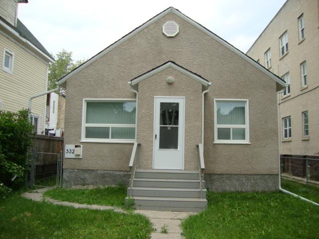 FEATURED LISTING: 532 MARYLAND Street WINNIPEG