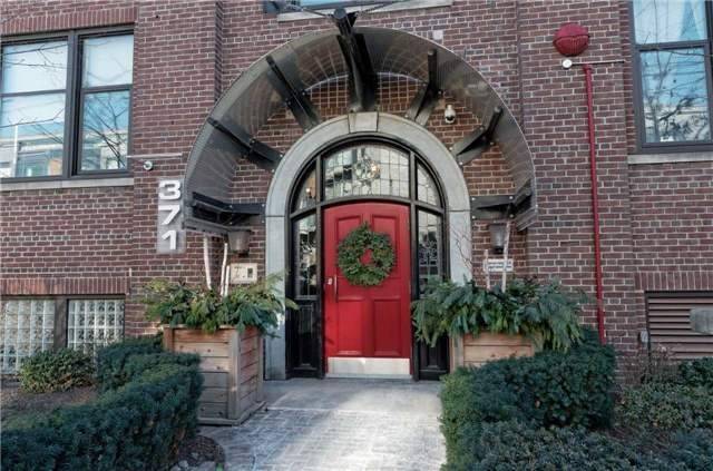 Main Photo: 371 Wallace Ave Unit #16 in Toronto: Dovercourt-Wallace Emerson-Junction Condo for sale (Toronto W02) : MLS® # W3408556