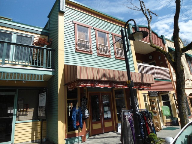 Main Photo: # 203 23343 MAVIS AV in Langley: Fort Langley Condo for sale : MLS®# F1408983