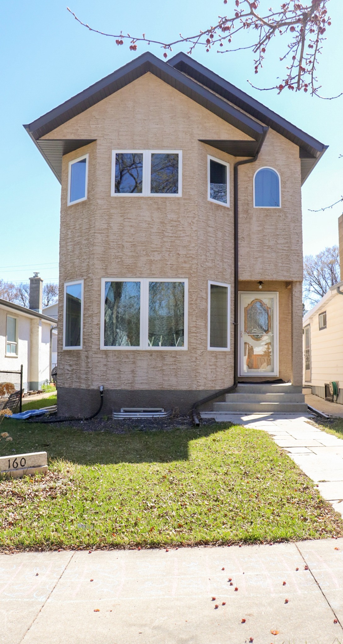 FEATURED LISTING: 160 Burrin Avenue Winnipeg