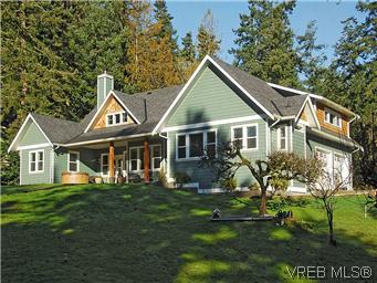 Main Photo: 453 Glendower Road in VICTORIA: SW Prospect Lake Single Family Detached for sale (Saanich West) : MLS®# 303845