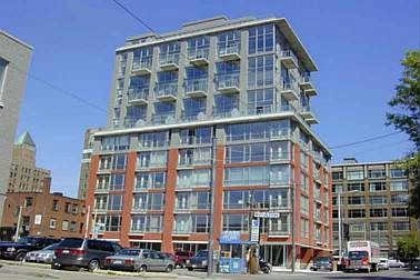 Main Photo: 36 Charlotte St Unit #902 in Toronto: Waterfront Communities C1 Condo for sale (Toronto C01) : MLS(r) # C3562647