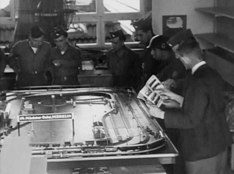Normal_marklin-showroom-1945