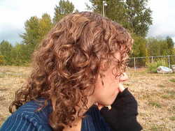 Liz - Brunette, 3a, Medium hair styles, Readers, Female, Curly hair hairstyle picture