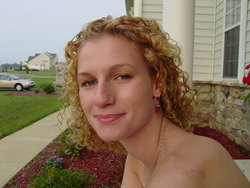 Alli Brooks - Blonde, 3b, Medium hair styles, Readers, Female, Curly hair hairstyle picture