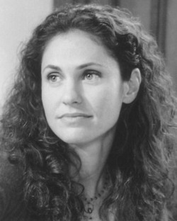 Amy Brenneman - Brunette, 2b, Celebrities, Wavy hair, Long hair styles, Female hairstyle picture