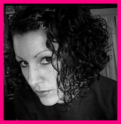 T.Justus - Brunette, 2b, Wavy hair, Short hair styles, Readers, Female hairstyle picture