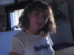 Rivre' - Brunette, 2b, Wavy hair, Medium hair styles, Readers, Teen hair hairstyle picture