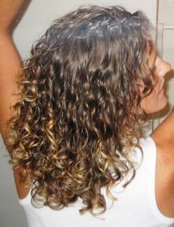 Maria - Brunette, 3b, Long hair styles, Readers, Female, Curly hair hairstyle picture