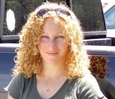 Laura G. - Blonde, 3b, Medium hair styles, Summer hair, Readers, Female, Curly hair hairstyle picture