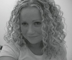 Zoe - Blonde, 3b, Medium hair styles, Readers, Female, Curly hair hairstyle picture